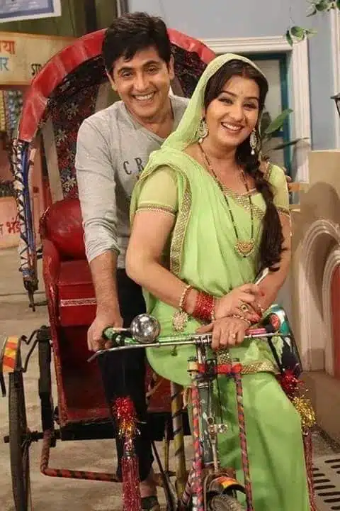 Old photo of Shilpa Shinde with her co-star Aasif Sheikh from the TV show Bhabhi Ji Ghar Par Hai