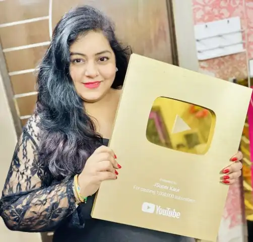 Best Top Female YouTubers in India 2023