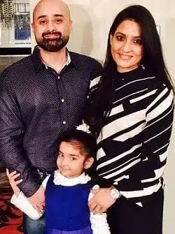 Dolly Sohi with her ex husband Avneet Dhanowa and her daughter