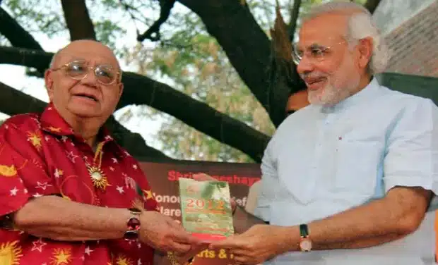Photo of Bejan Daruwalla with Indian Prime Minister Narendra Modi