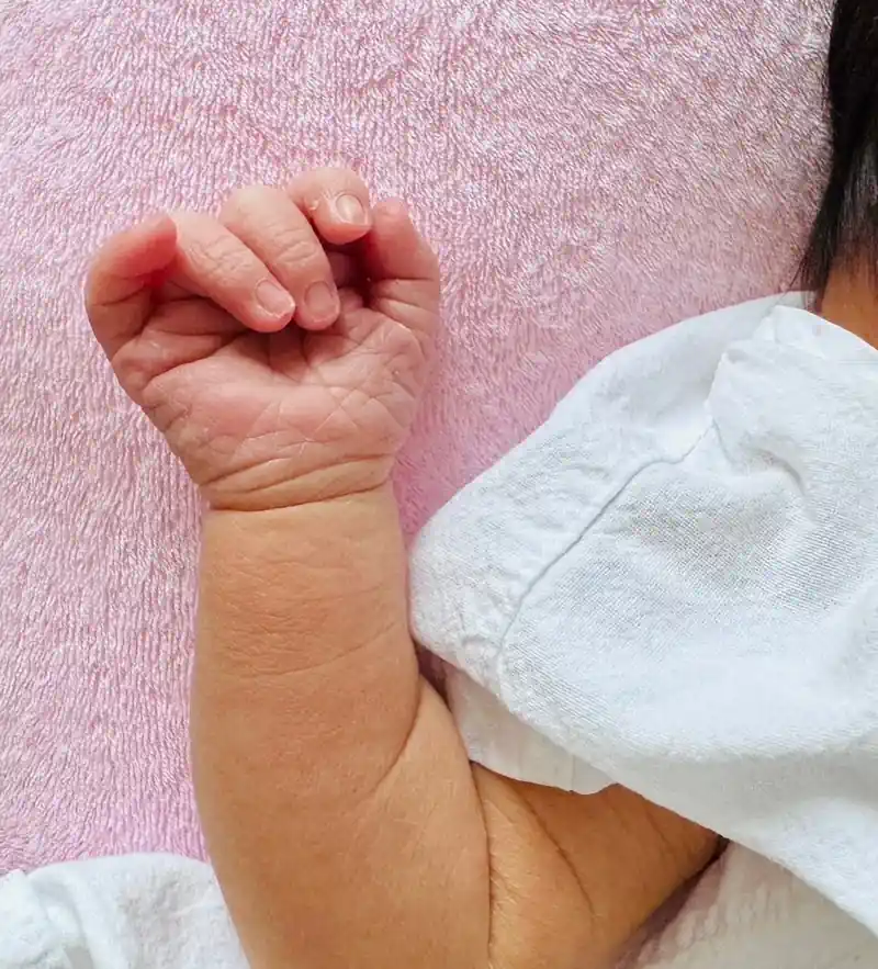Tao Okamoto's child newborn image